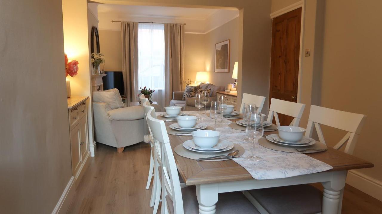 Luxury Living Outside The City Walls - Sleeps Six! Chester Esterno foto